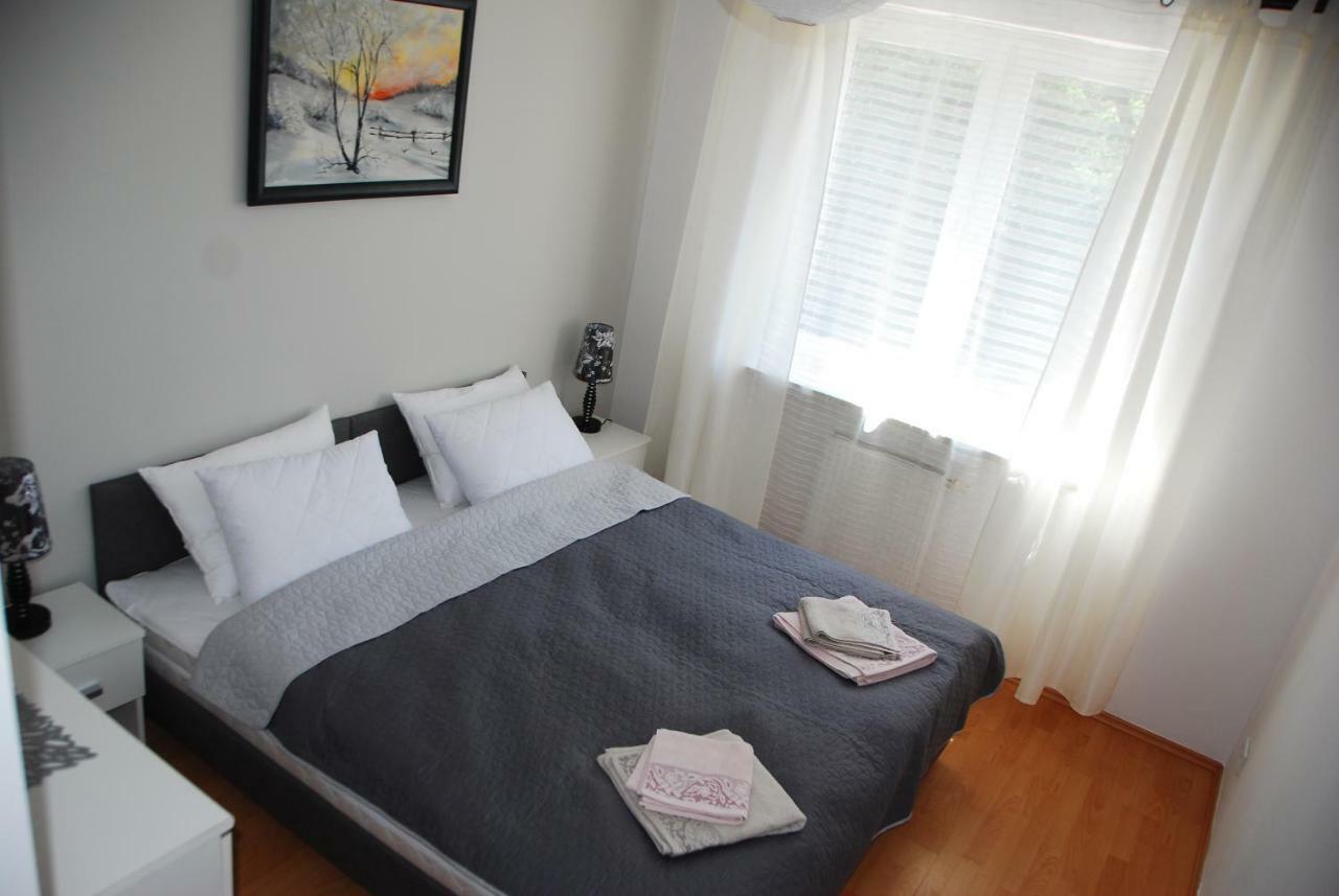 Kasztanowa Apartament Warsaw Luaran gambar