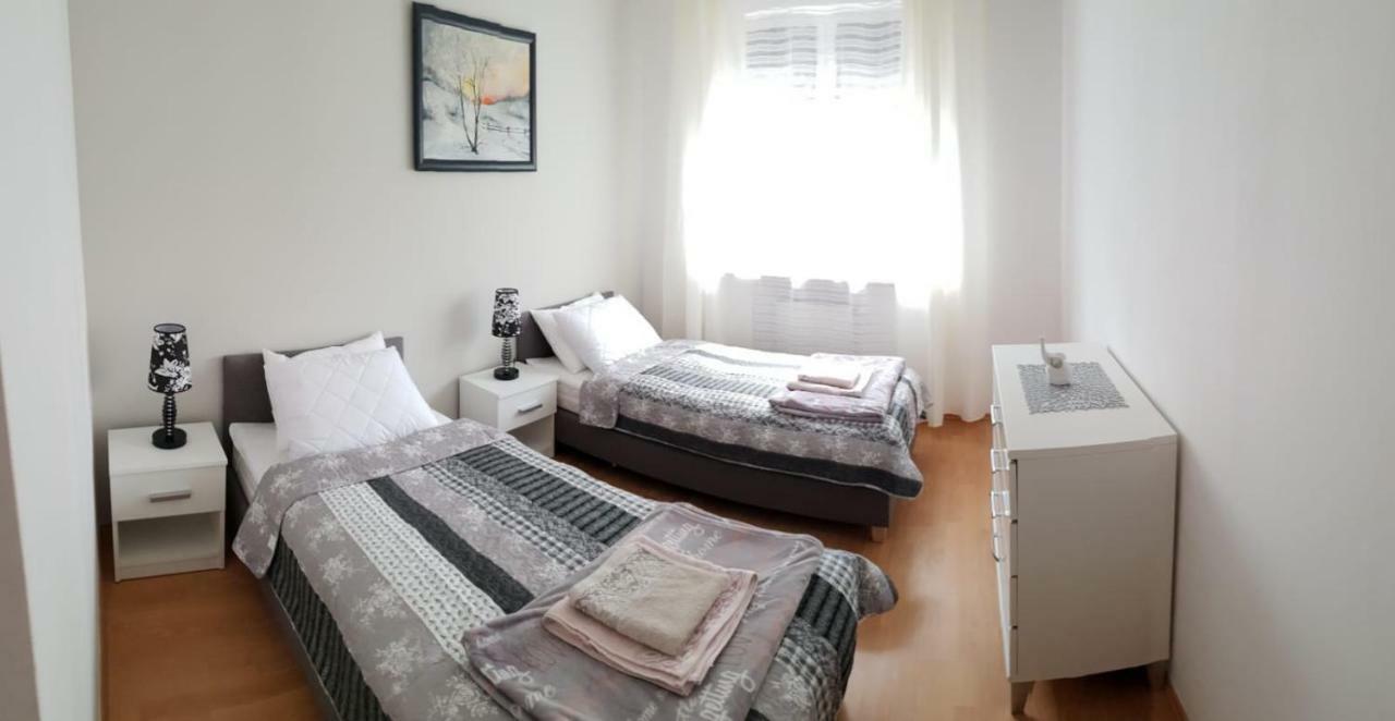 Kasztanowa Apartament Warsaw Luaran gambar