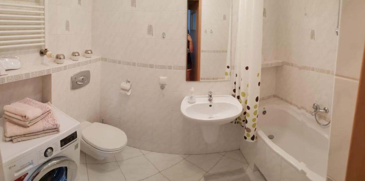 Kasztanowa Apartament Warsaw Luaran gambar